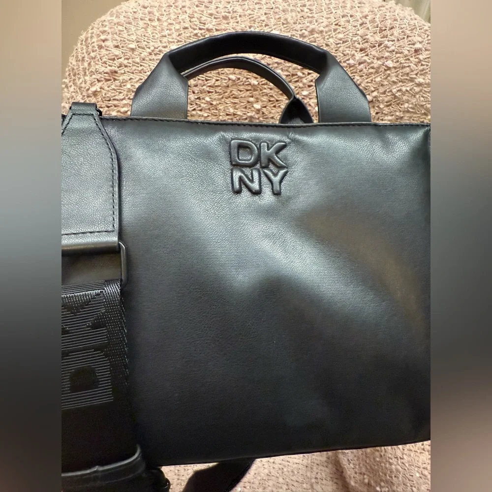 DKNY Black Handbag - Picture 7 of 11